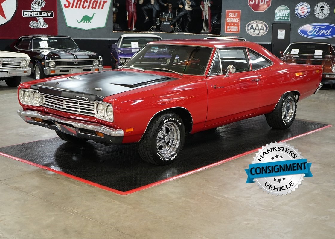 Plymouth-Road-Runner-1969-Coupe