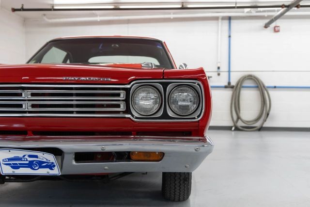 Plymouth-Road-Runner-1969-Coupe-8