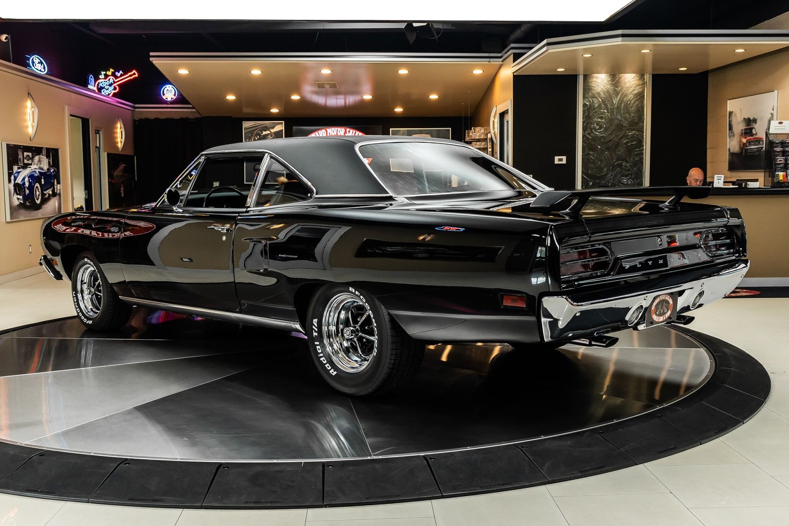 Plymouth-Road-Runner-1970-Coupe-16