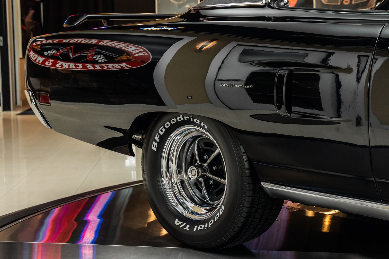 Plymouth-Road-Runner-1970-Coupe-23
