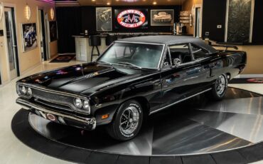 Plymouth-Road-Runner-1970-Coupe-5