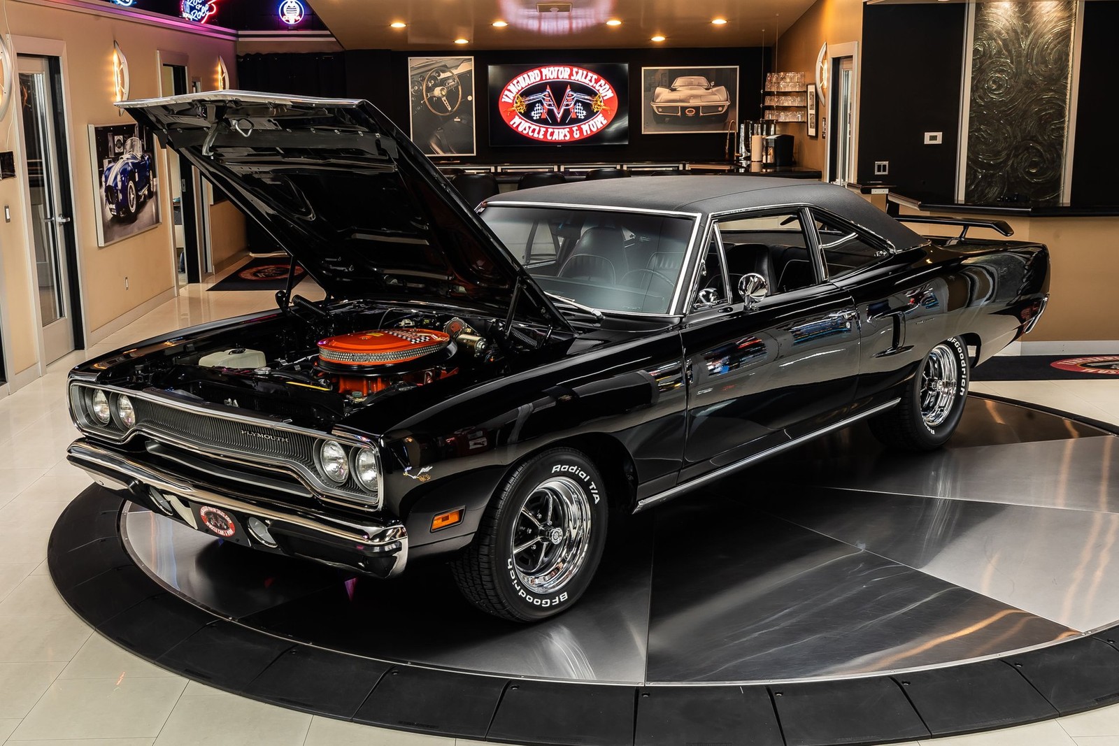 Plymouth-Road-Runner-1970-Coupe-6