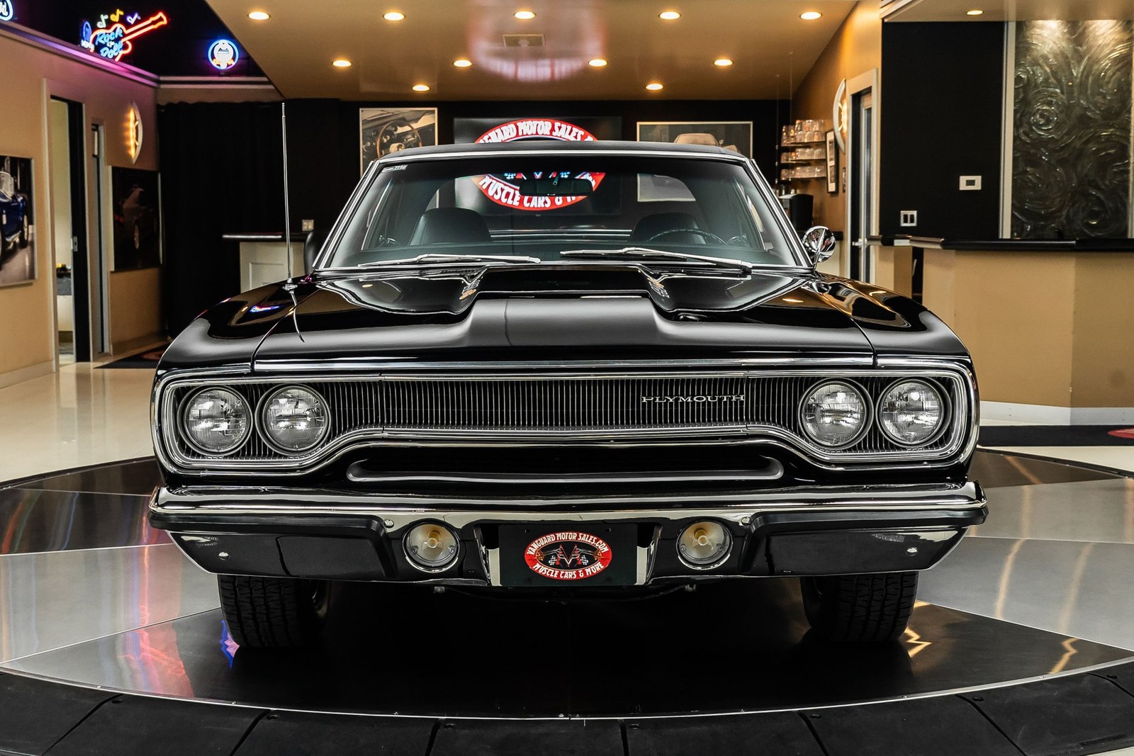 Plymouth-Road-Runner-1970-Coupe-7
