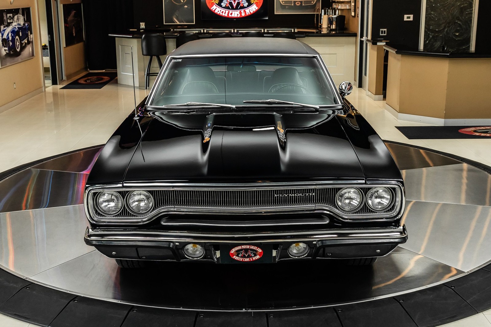 Plymouth-Road-Runner-1970-Coupe-8