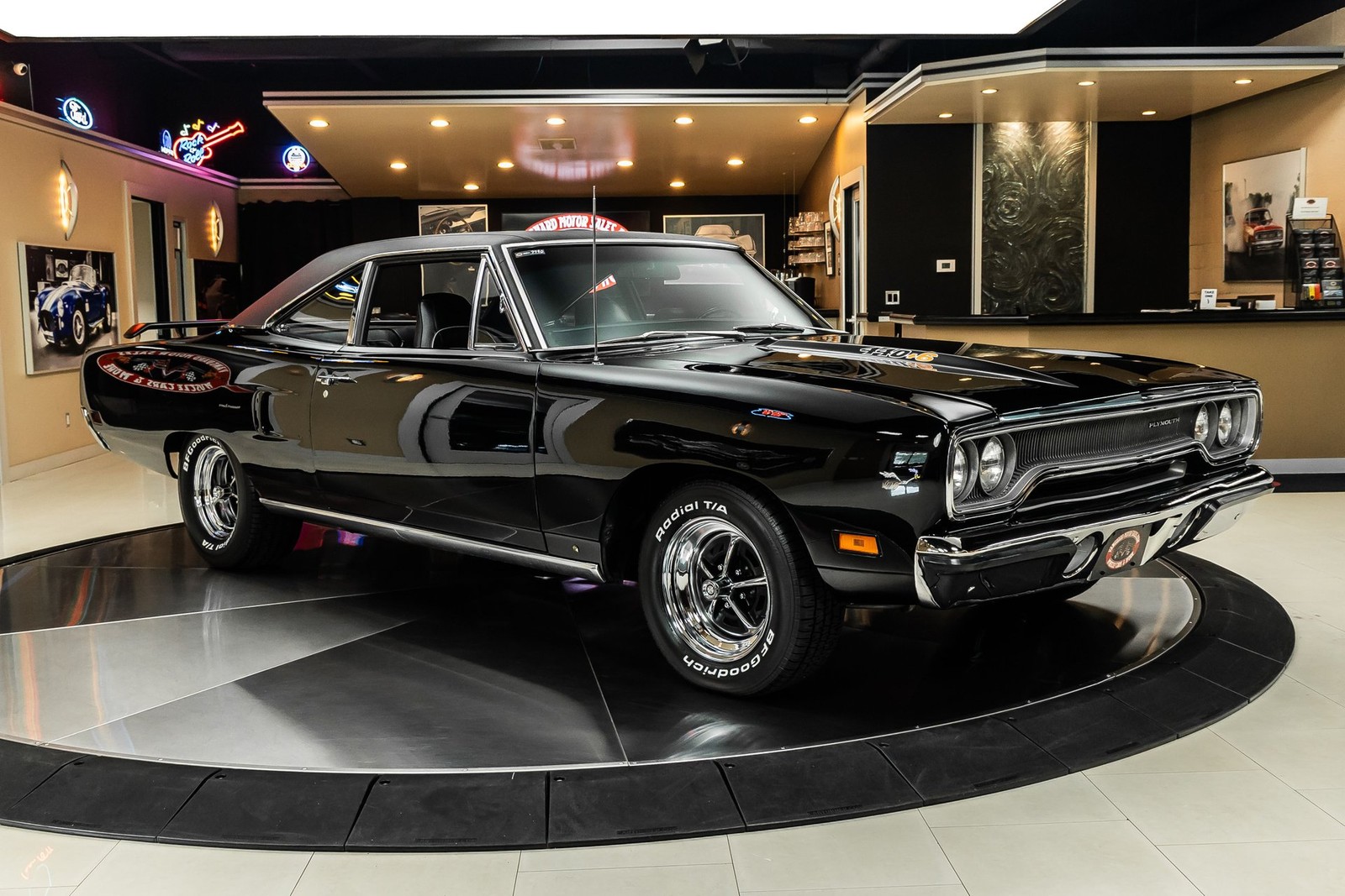 Plymouth-Road-Runner-1970-Coupe-9