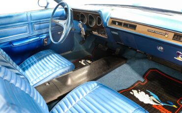 Plymouth-Road-Runner-1971-18