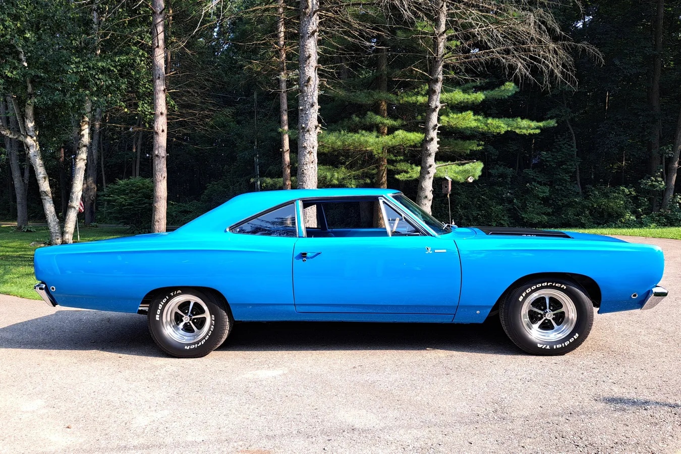 Plymouth-Road-runner-1968-Petty-Blue-Blue-1