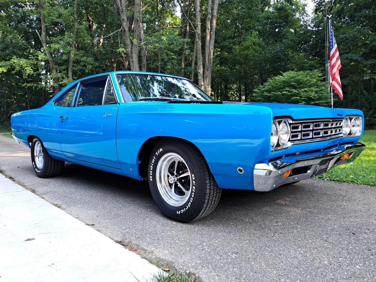 Plymouth-Road-runner-1968-Petty-Blue-Blue-10