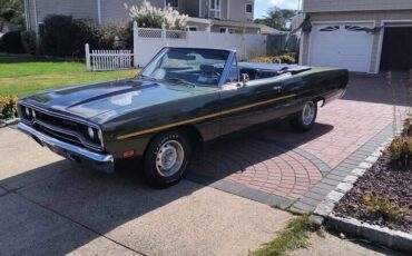 Plymouth-Road-runner-1970-Ef8-Ivy-Green-Metallic-Black-W