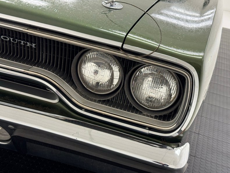 Plymouth-Road-runner-1970-Ivy-Green-Metallic-Tan-20