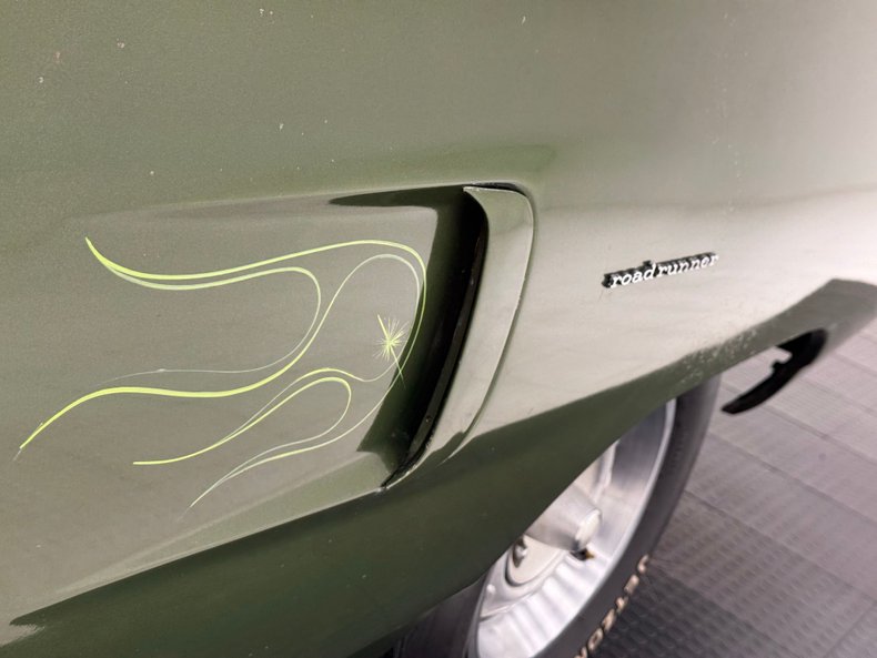 Plymouth-Road-runner-1970-Ivy-Green-Metallic-Tan-27