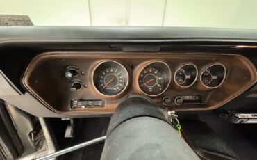Plymouth-Road-runner-1974-Silver-Frost-Metalli-Black-43