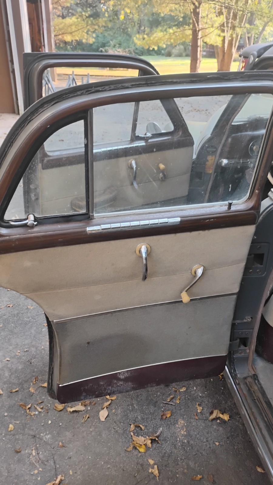 Plymouth-Special-Deluxe-1949-Sedan-11