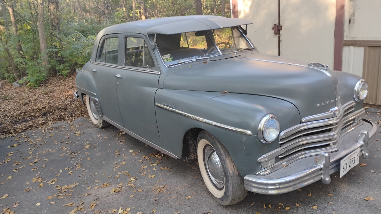Plymouth-Special-Deluxe-1949-Sedan