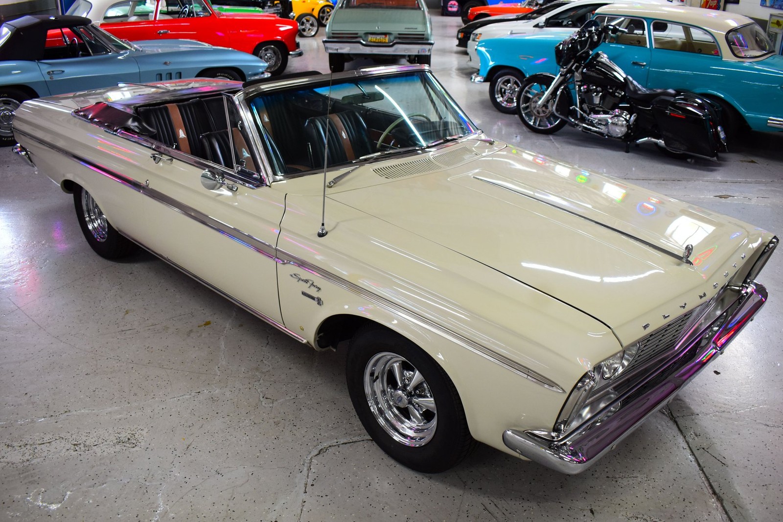 Plymouth-Sport-Fury-1963-Convertible-1