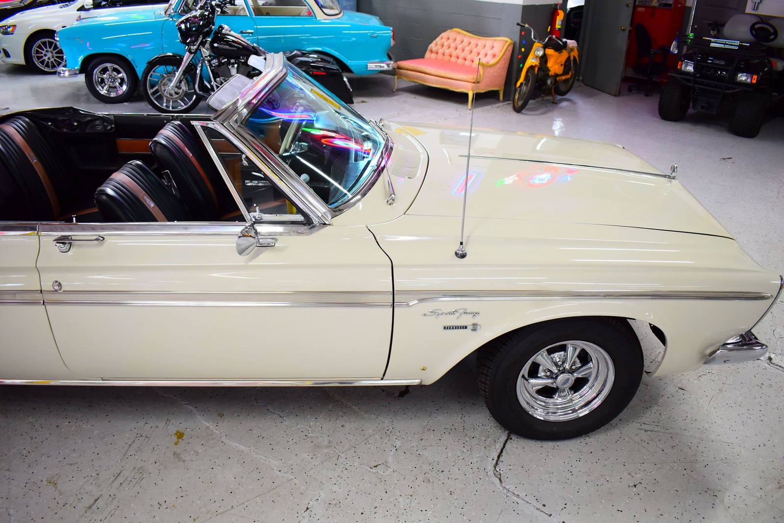 Plymouth-Sport-Fury-1963-Convertible-4