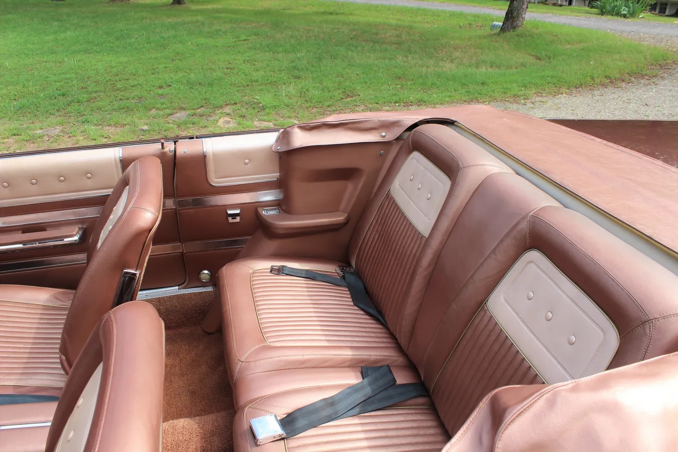 Plymouth-Sport-fury-1964-Chestnut-Metallic-Copper-5