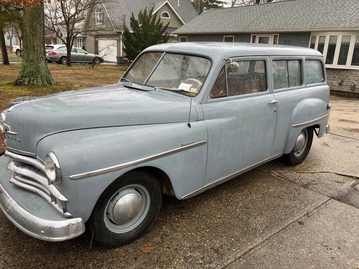 Plymouth-Suburban-1950-Blue-Tan-3