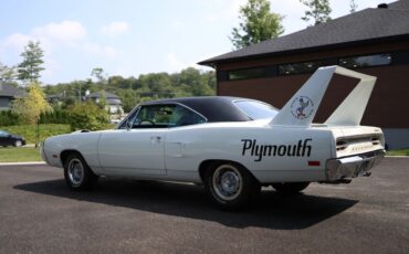 Plymouth-Superbird-1970-Alpine-White-Black-1