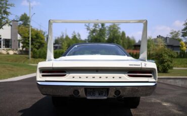 Plymouth-Superbird-1970-Alpine-White-Black