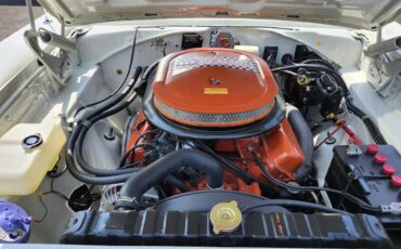 Plymouth-Superbird-1970-Alpine-White-Black-6