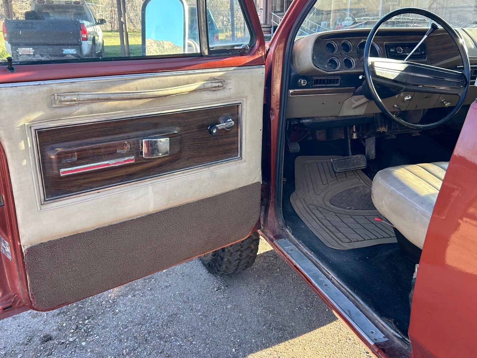 Plymouth-Trail-Duster-1977-SUV-10
