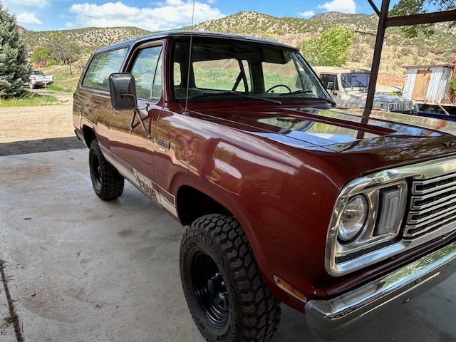 Plymouth-Trail-Duster-1977-SUV-7