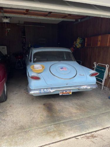 Plymouth-Valiant-1961-Blue-9