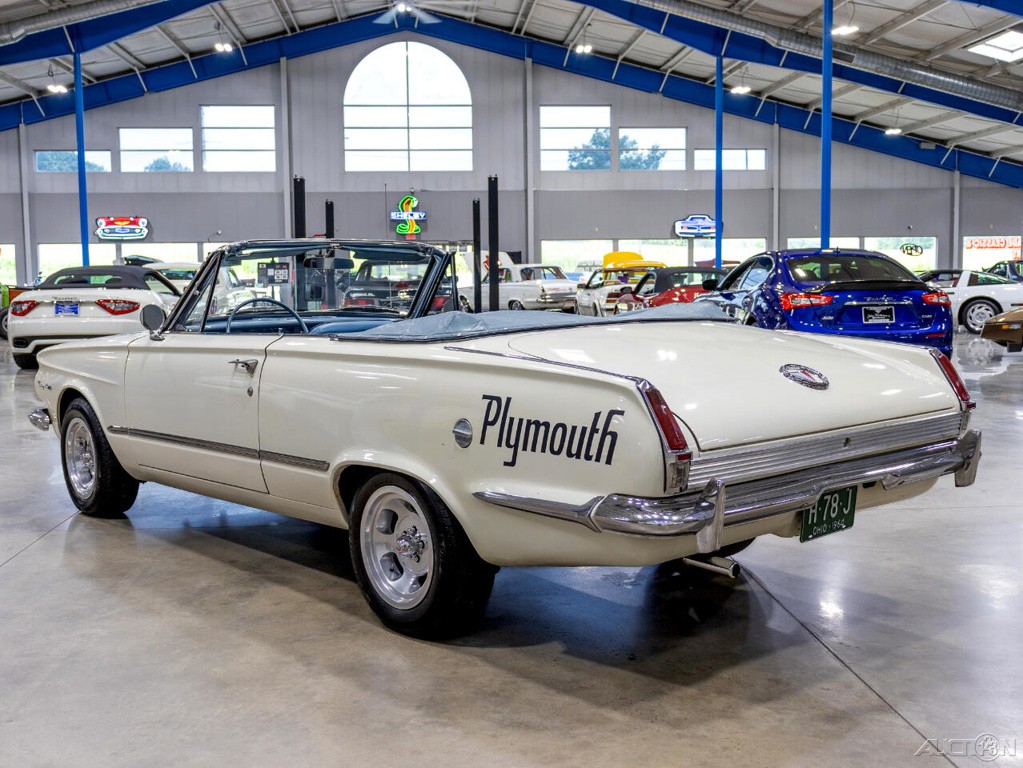 Plymouth-Valiant-1964-6