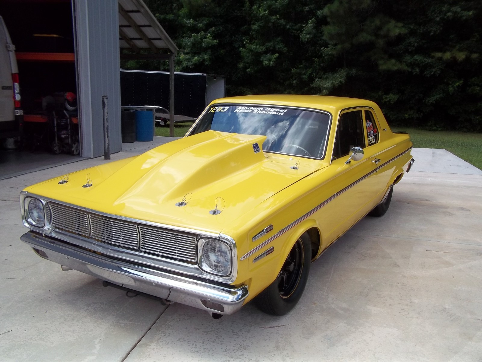 Plymouth-Valiant-200-1966-Sedan-11