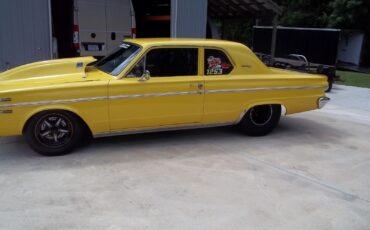Plymouth-Valiant-200-1966-Sedan-12