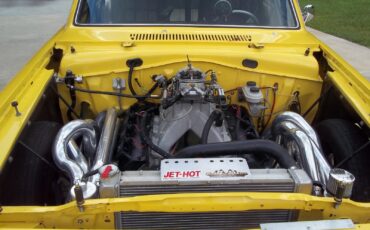 Plymouth-Valiant-200-1966-Sedan-14
