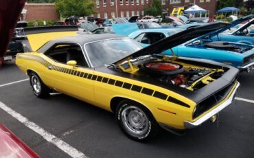 Plymouth-aar-cuda-1970-yellow-1