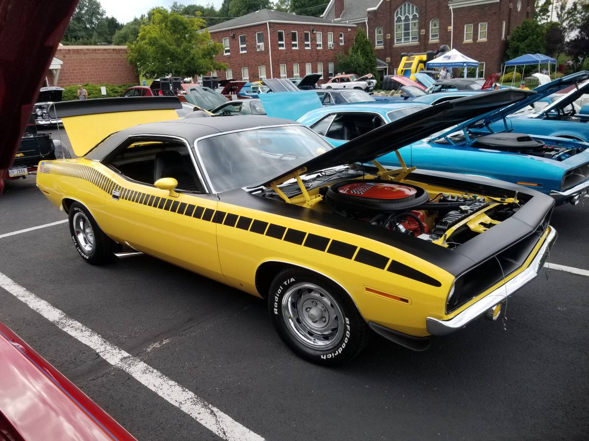 Plymouth-aar-cuda-1970-yellow-1