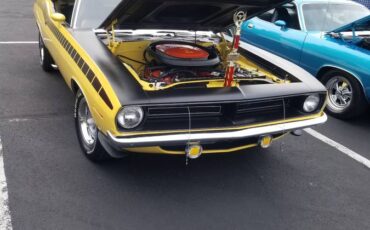 Plymouth-aar-cuda-1970-yellow-2