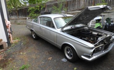 Plymouth-barracuda-1964-silver