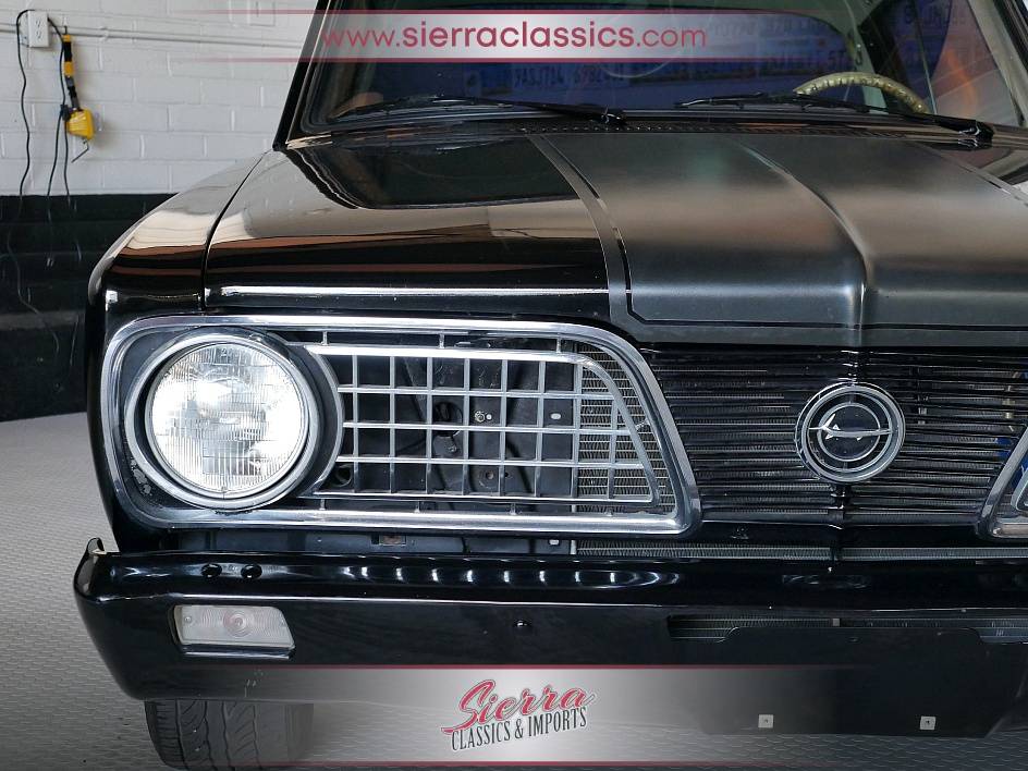 Plymouth-barracuda-1966-3