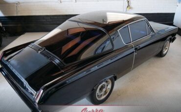 Plymouth-barracuda-1966-7