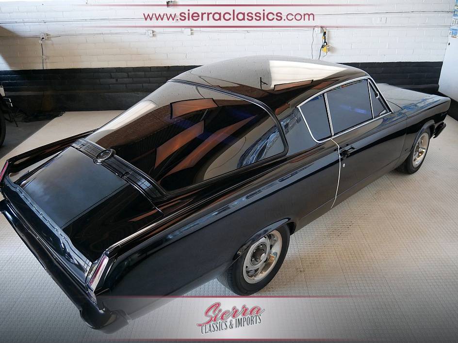 Plymouth-barracuda-1966-7