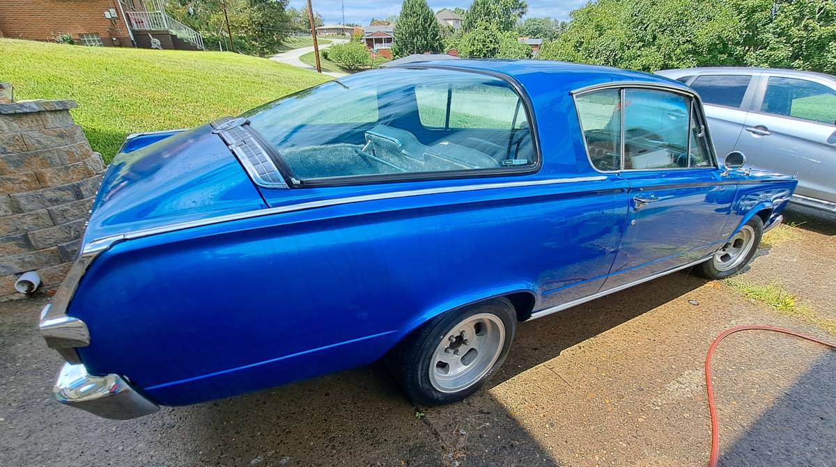 Plymouth-barracuda-1966-blue-17