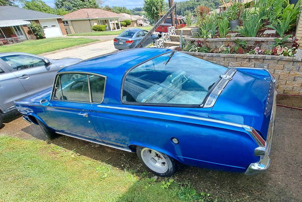 Plymouth-barracuda-1966-blue-21