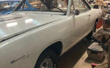 Plymouth-barracuda-1967-white-20