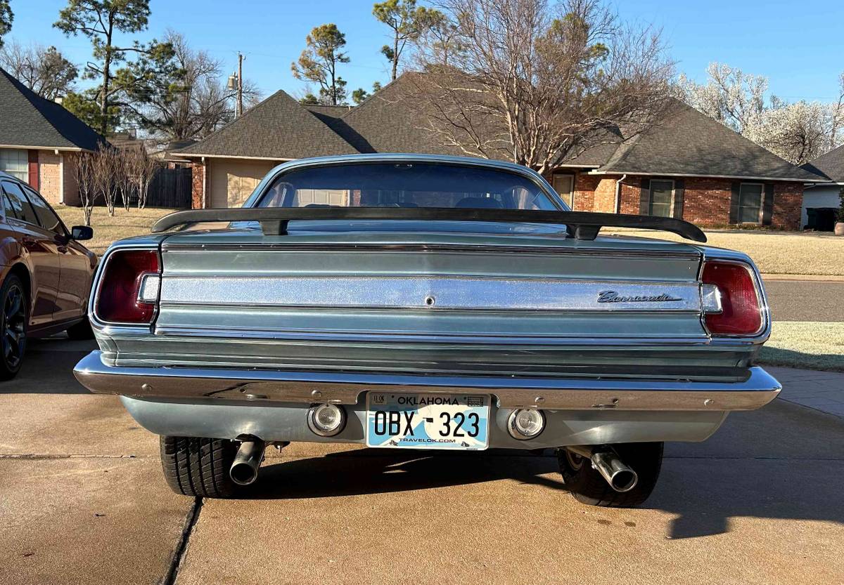 Plymouth-barracuda-notchback-1967-blue-12