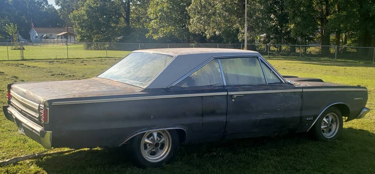 Plymouth-belvedere-ii-440-1967-black-10