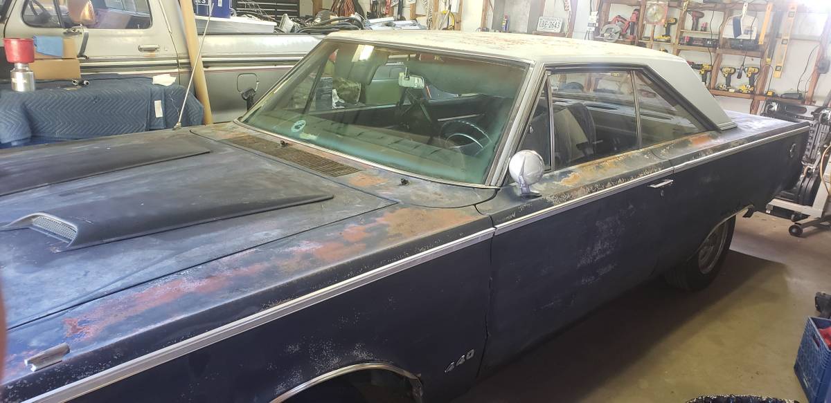Plymouth-belvedere-ii-440-1967-black-6