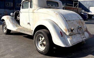 Plymouth-coupe-1932-5