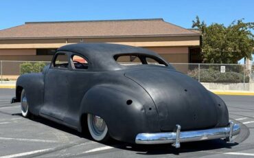 Plymouth-coupe-1946-black-1