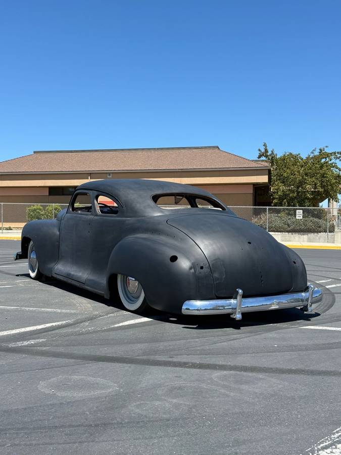 Plymouth-coupe-1946-black-1