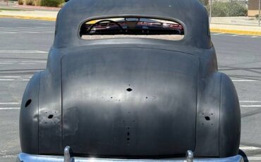 Plymouth-coupe-1946-black-2