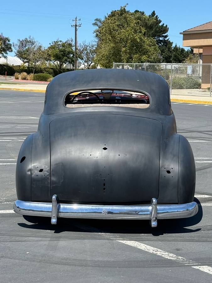 Plymouth-coupe-1946-black-2